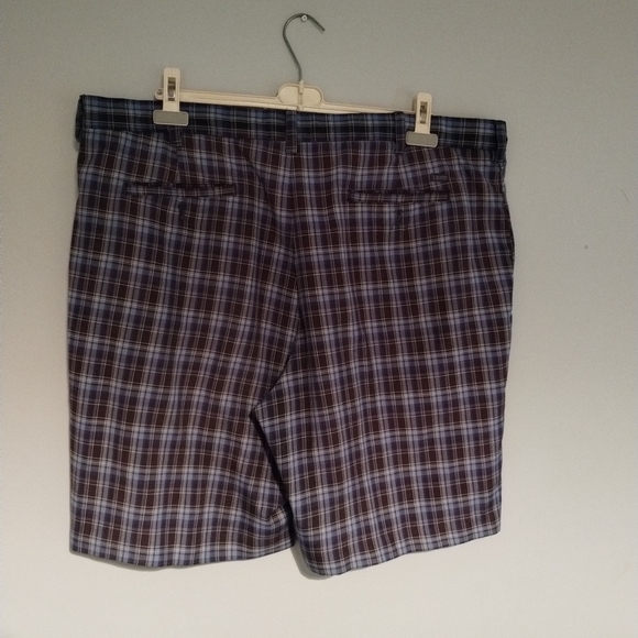 Izod men's short Size 42 - Picture 3 of 8